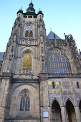 Prague, R&eacute;publique Tch&egrave;que, 12 d&eacute;cembre 2015: Cath&eacute;drale Saint-Guy de Prague, vue depuis les all&eacute;es du ch&acirc;teau