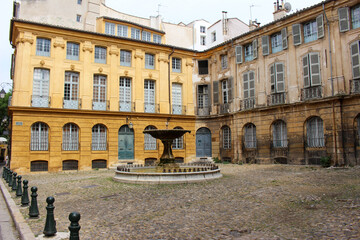 Obraz premium street in the town in Provence