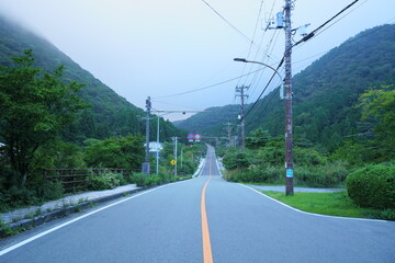 箱根山の頂上付近にある直線道路