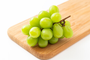 白背景にシャインマスカット