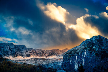 Autumn in Val Raccolana. Between peaks, lakes and streams. Julian Alps