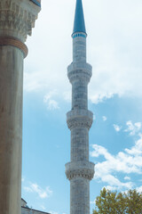 The minaret of the blue mosque in Türkiye 