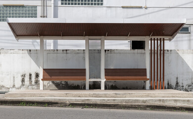 Fototapeta premium Bus stop with no people