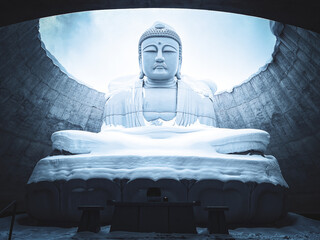 buddha statue