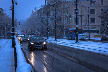 Obraz premium traffic in the city at night