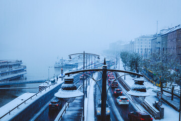 winter road in the city