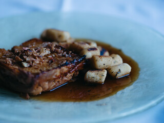 roasted lamb chops with rosemary