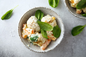 Chicken meatballs with cream sauce