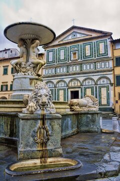 empoli, italien - kirche sant andrea und fontana del pampaloni