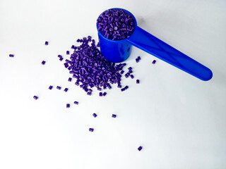 Purple masterbatch granule, purple polypropylene polymer granules, cold cutting type granule...
