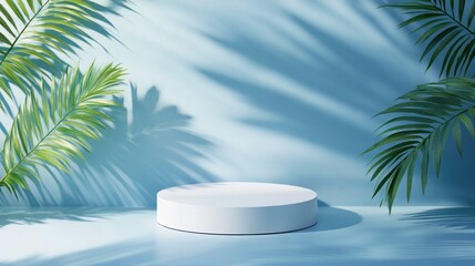 Obraz premium A minimalist display stage featuring a circular podium surrounded by lush green palm leaves against a soft blue background.