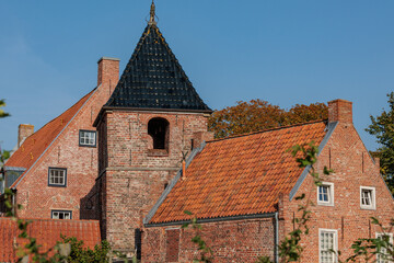 Fototapeta premium der malerische Fischerort Greetsiel in ostfriesland