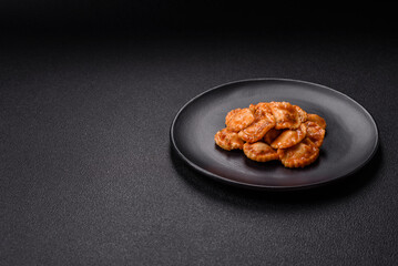 Ravioli with meat or vegetarian with ricotta, salt and spices