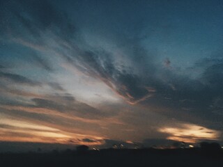 sunset, sky, sun, clouds, cloud, sunrise, nature, orange, landscape, evening, light, dusk, blue, red, summer, morning, yellow, storm, sundown, night, horizon, cloudscape, beautiful, color, time lapse