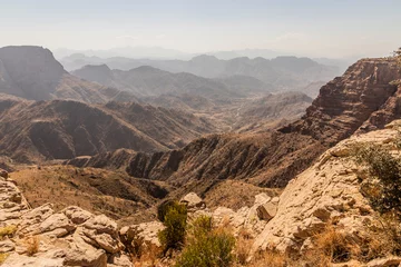 Selbstklebende Fototapeten Mountainous landscape near Dhahran al Janub, Saudi Arabia © Matyas Rehak