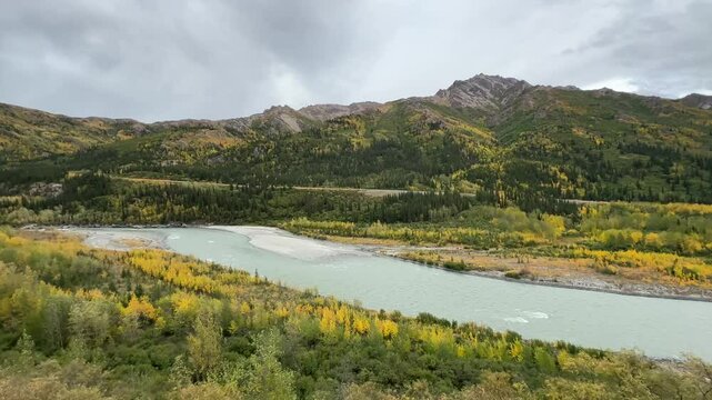 Zugfahrt durch Alaska
