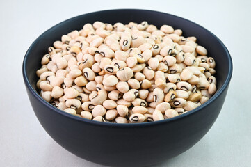 Black eyed peas in a bowl
