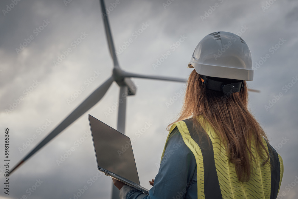 Poster An Engineer Effectively Utilizing Advanced Technology at a Wind Turbine Site to Provide Innovative Renewable Energy Solutions for a Sustainable Future in Engineering and Infrastructure Development