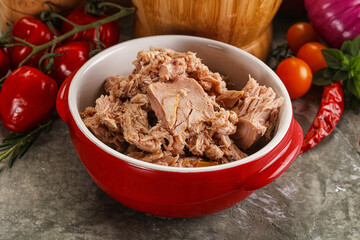 Canned tuna fish for salad