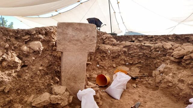 Saybur&ccedil; Karahantepe Archaeological Site: Discover Neolithic History in Şanlıurfa