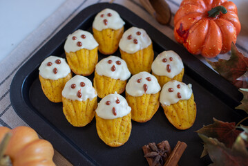 Mummy cookies for Halloween party