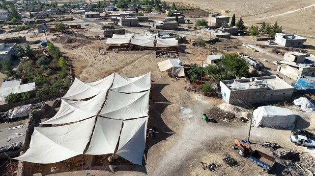 Saybur&ccedil; Karahantepe Archaeological Site: Discover Neolithic History in Şanlıurfa