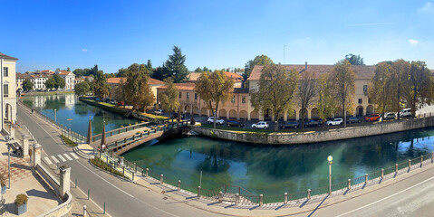 città di treviso sul fiume sile, italia, 21 settembre 2024, city of treviso on sile river, italy, 21st september 2024