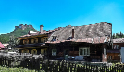 Obraz premium Old house Terchová in Slovakia