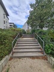 eine Treppe mit Büschen in Berlin Köpenick