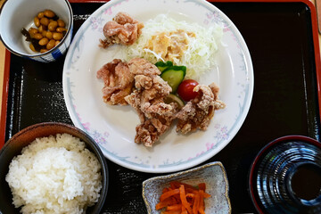 唐揚げ定食