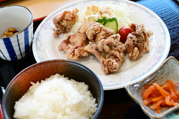 唐揚げ定食