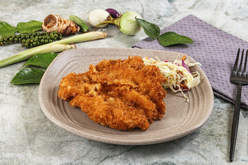 Tonkatsu fried cutlet with cabbage
