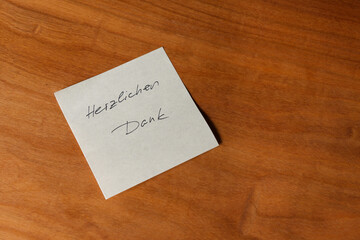 A Note of Thanks - Thank you in german language 