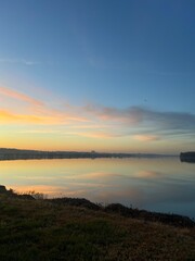 Fototapeta premium Gorgeous Potomac River Coloful Sunset