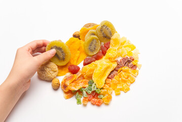 Various dried fruits 8