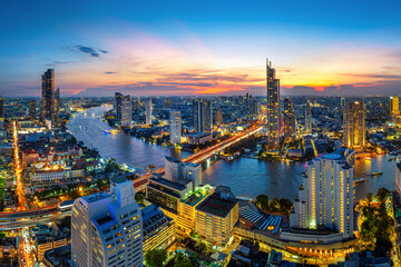 Fototapeta premium Panorama of Bangkok city at twilight, Thailand.
