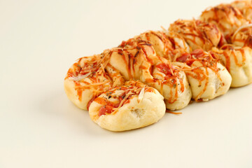 Homemade Pizza Roll Pull Apart Bread