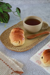 sweet, delicious and delicious traditional Indonesian cake. This cake is suitable for relaxing.