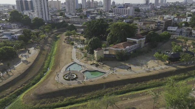 Drone does 360 around Parque Senador Jefferson Peres and Palacio Rio Negro in Manaus, Amazonas, Brazil