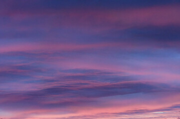 夜明け前の美しい黎明の空