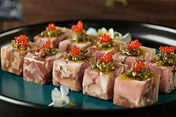 Five-spice skin jelly pressed elbow flower