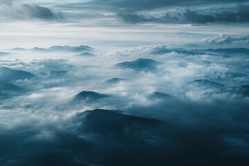 Fototapeta premium Majestic mountain landscape shrouded in mist