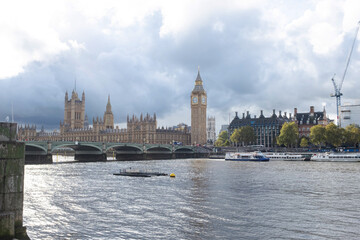houses of parliament in london