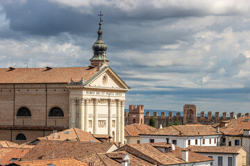 Obraz premium Italy, Cittadella, The walls of the city, View of the Cathedral from the walkway