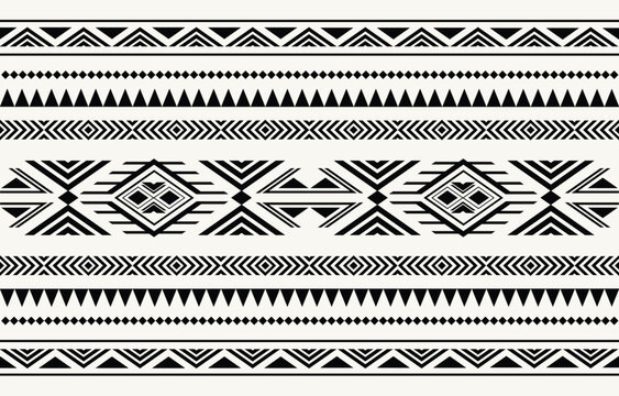 Ethnic tribal african black and white background. Seamless tribal pattern, folk embroidery, tradition geometric ornament. Traditional african  design for fabric, textile, print, rug, paper