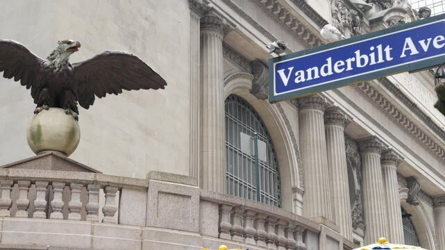 New York City Grand Central Terminal, Vanderbilt intersection road sign. 42 street corner, Park Avenue, Pershing Square architecture, iron eagle. Midtown railroad hub, railway transport. NYC crossroad