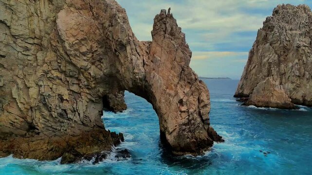 vista &aacute;erea de Los Cabos, cabo San Lucas Baja California, La uni&oacute;n de dos mares, el Oc&eacute;ano Pac&iacute;fico y el Golfo de California