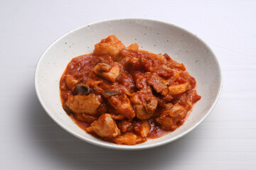 チキンのトマトソース煮込み