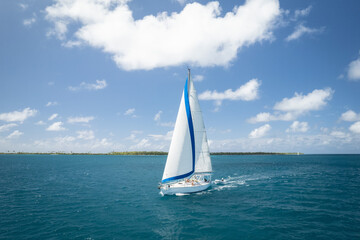 Paradise found - Sailing in French Polynesia
