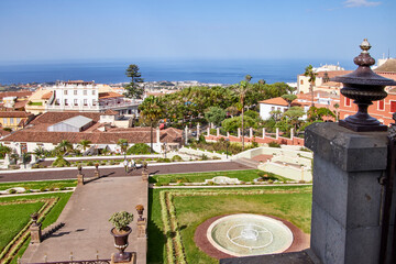 Auf den Canaren. Teneriffa die Jardines del Marquesado de la Quinta Roja
